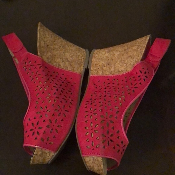 Shoes - Picture 3 of 3